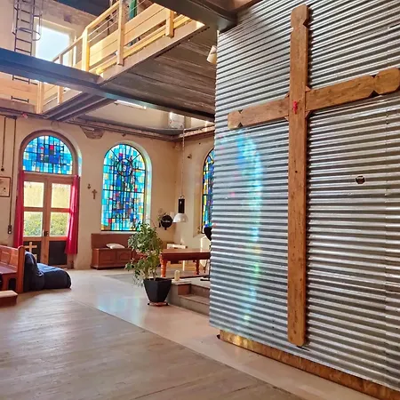 Chapelle Notre Dame Du Rail Bed & Breakfast 3*